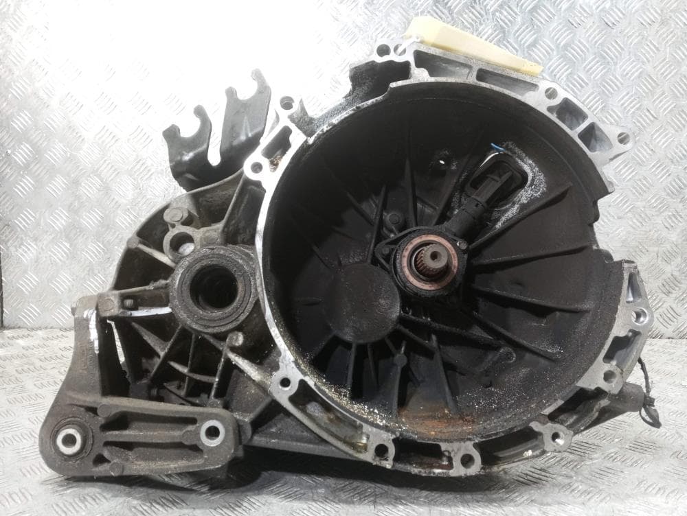 КПП механическая (МКПП) к Ford Mondeo 3 (01-03)