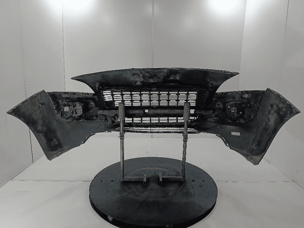 Бампер передний к Peugeot 3008 1 (10-13)