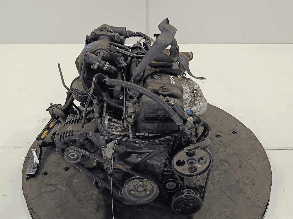 Двигатель к Peugeot 306 (93-03)