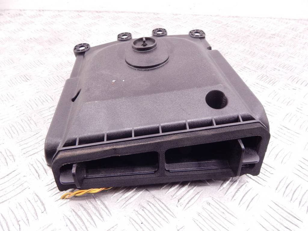 Сабвуфер к BMW 5 E60/E61 Рестайлинг (07-10)