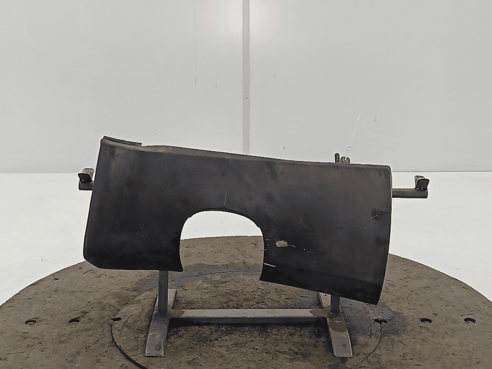 Накладка декоративная на торпедо к Tesla Model X (15-21)