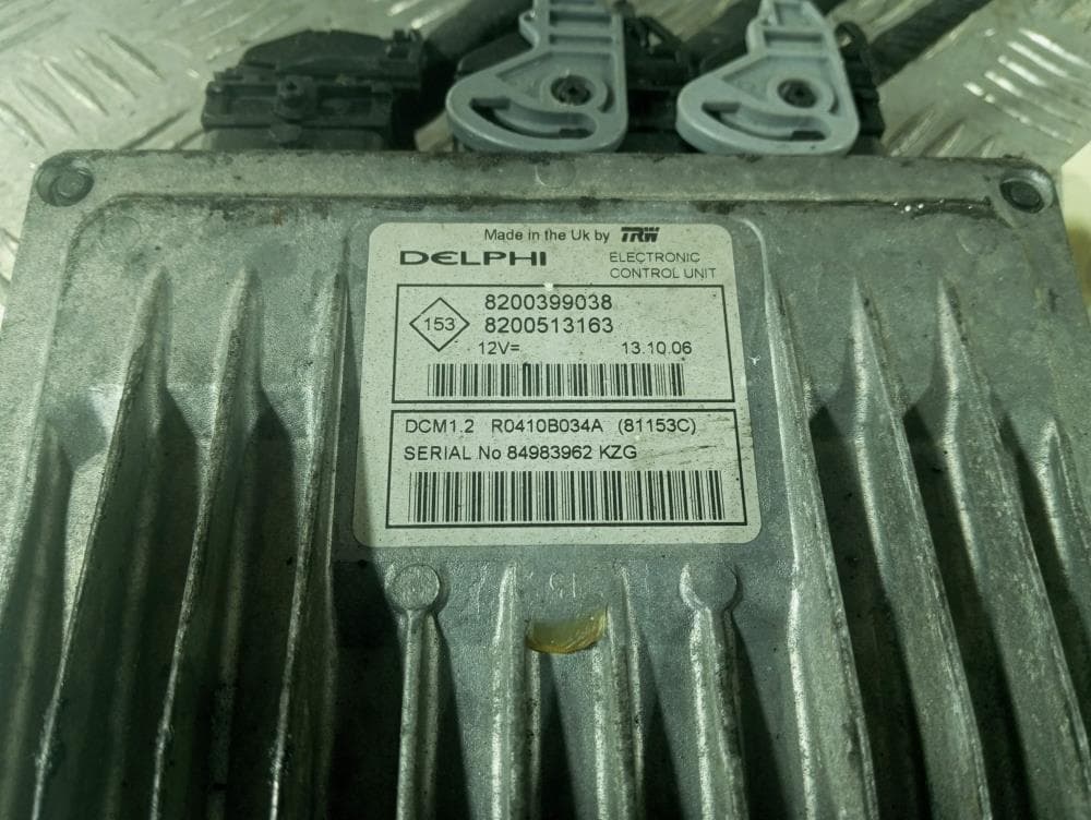 Блок управления двигателем к Renault Clio 3 (05-09)