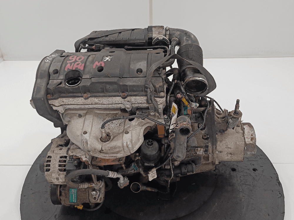 Двигатель к Peugeot 307 (01-05)