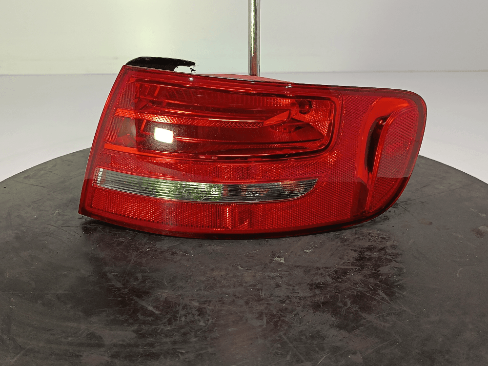 Фонарь задний правый к Audi A4 B8/8K (07-11)