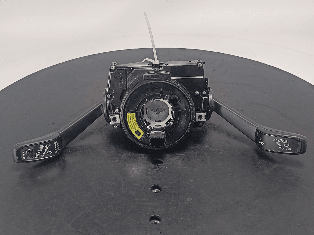 Переключатель подрулевой (стрекоза) к Volkswagen Touareg 3 (18-24)