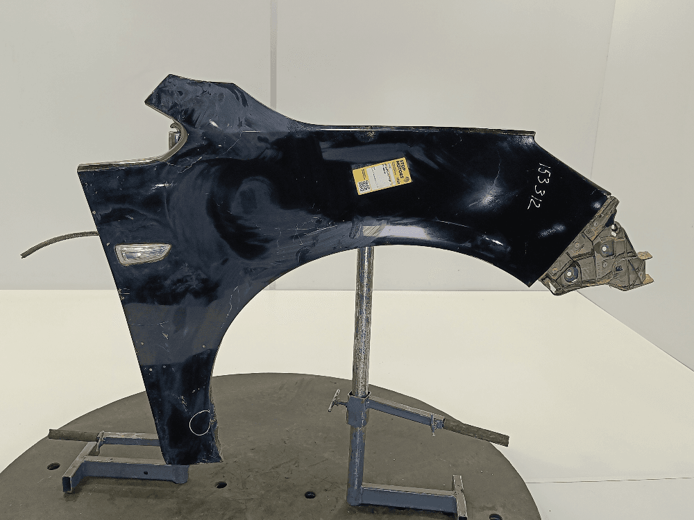 Крыло переднее правое к Opel Astra J Рестайлинг (12-15)