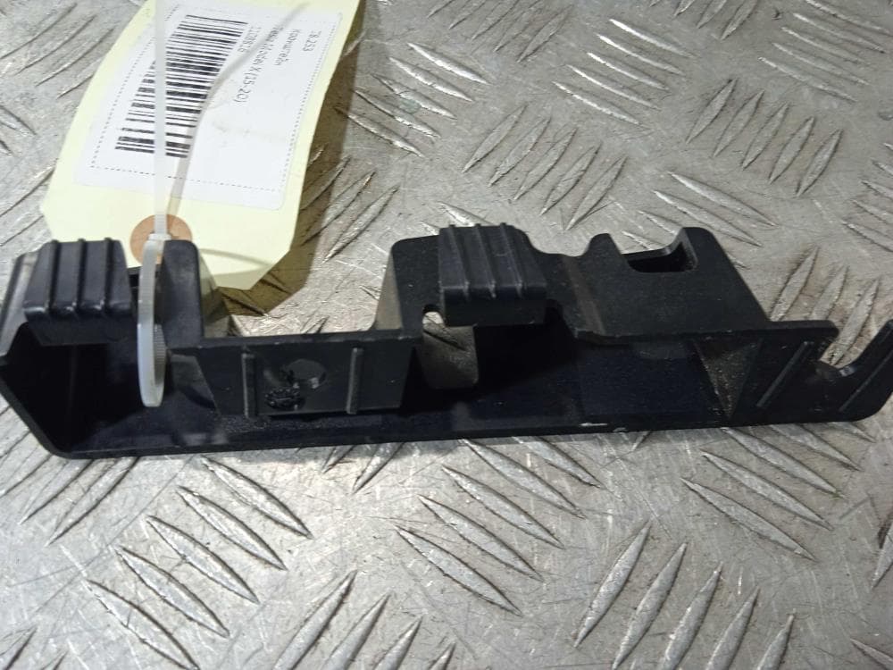 Кронштейн к Tesla Model X (15-21)