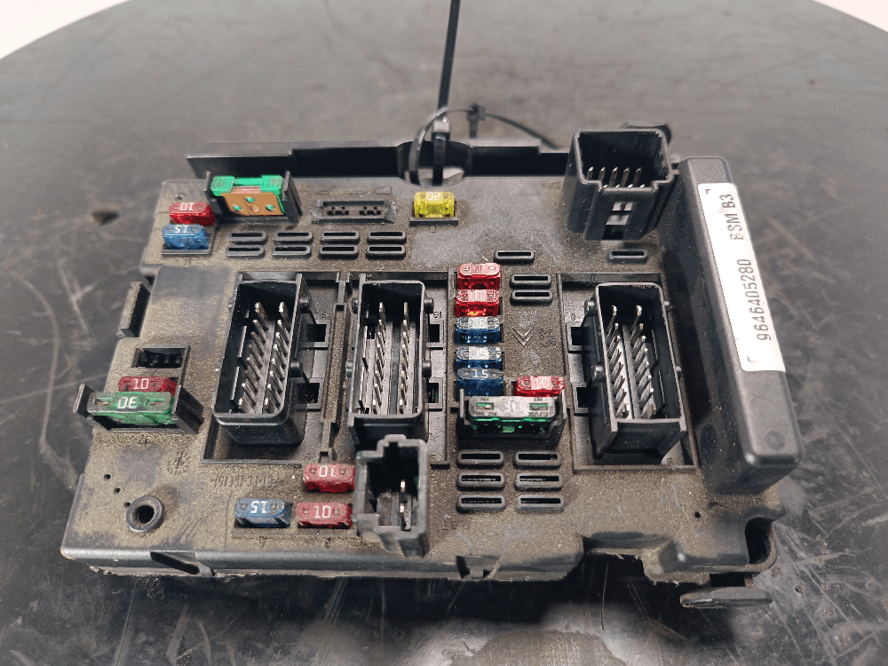 Блок BSM к Peugeot 307 (01-05)