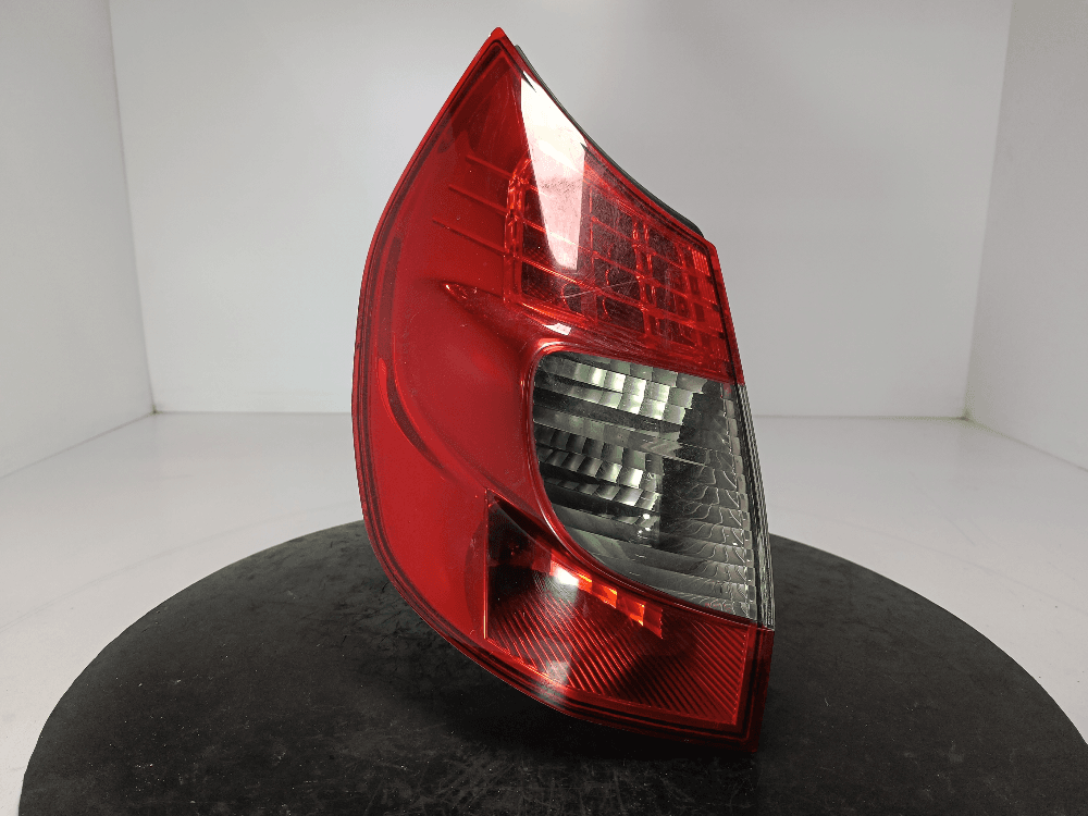 Фонарь задний левый к Renault Scenic 2 (03-06)