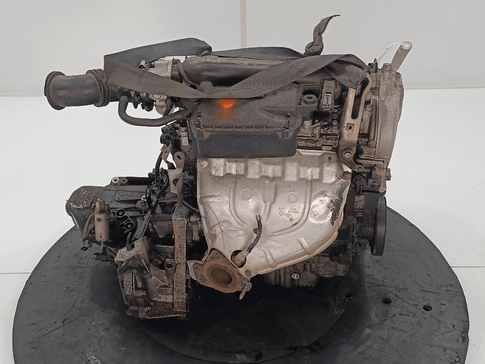 Двигатель к Renault Scenic 2 (03-06)