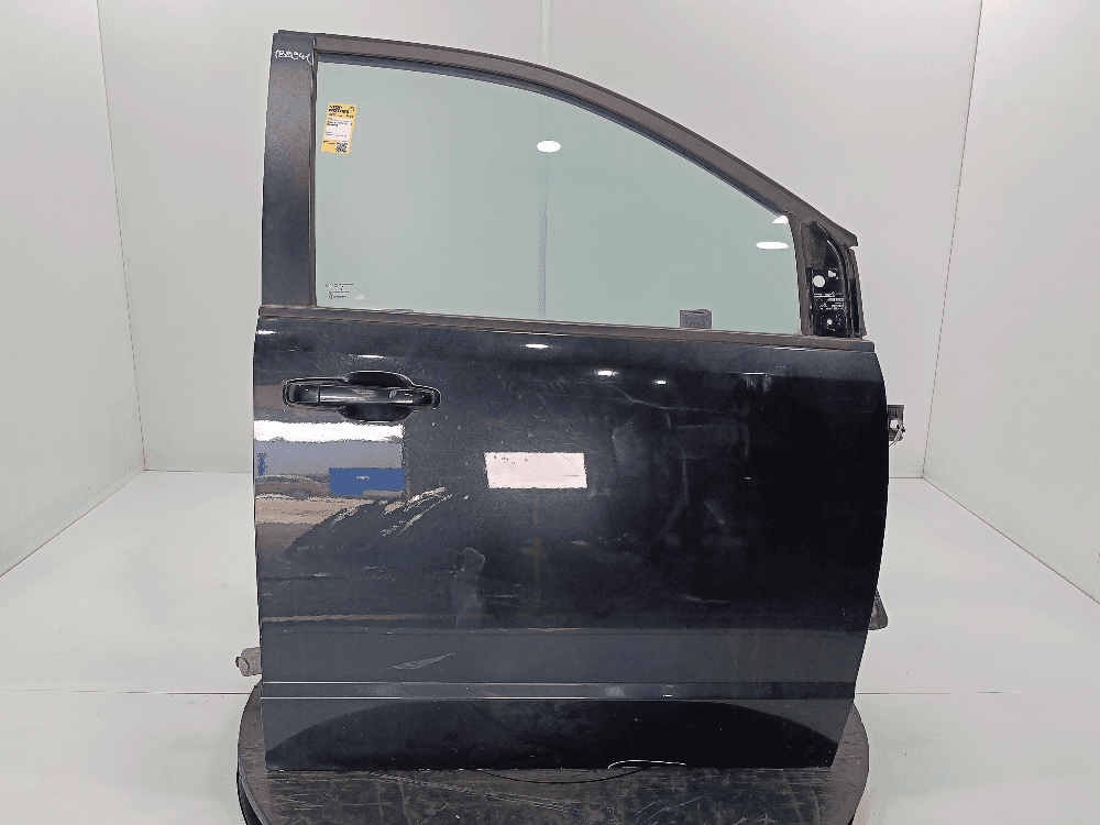 Дверь передняя правая к Dodge Grand Caravan 5 (07-10)