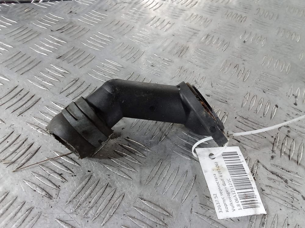 Корпус термостата к Volkswagen Golf 4 (97-06)