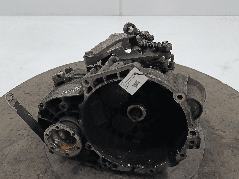 КПП механическая (МКПП) к Volkswagen Golf 5 (03-09)