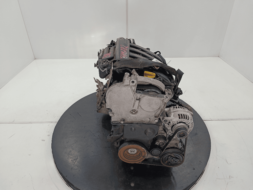 Двигатель к Renault Scenic 2 (03-06)