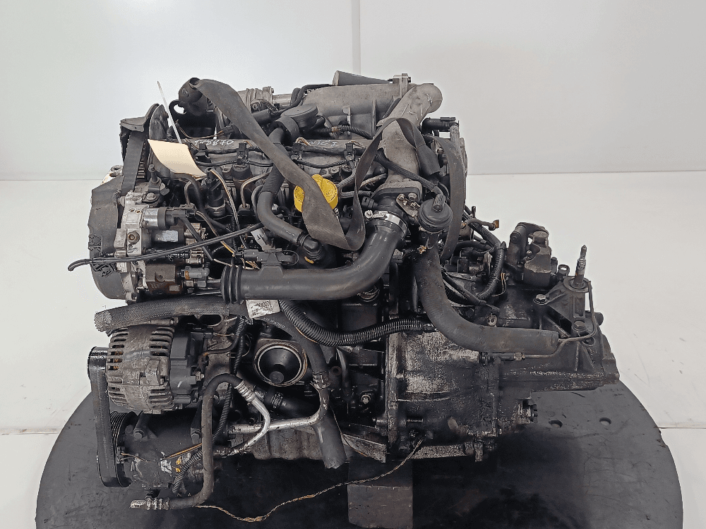 Двигатель к Renault Scenic 2 (03-06)