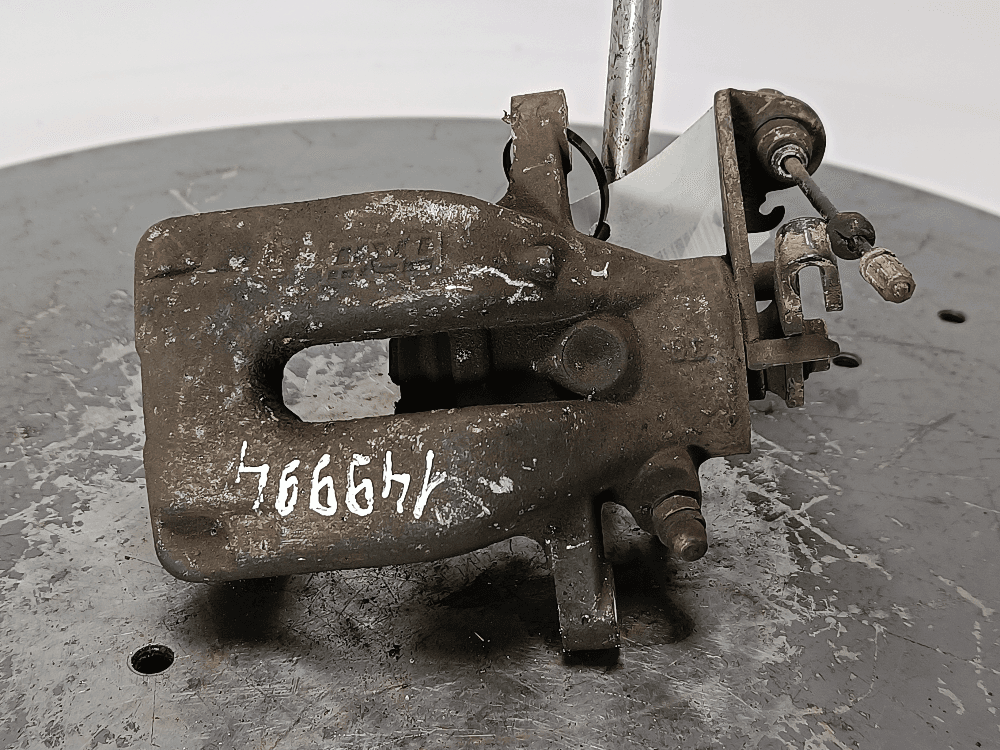 Суппорт задний правый к Peugeot 307 (01-05)