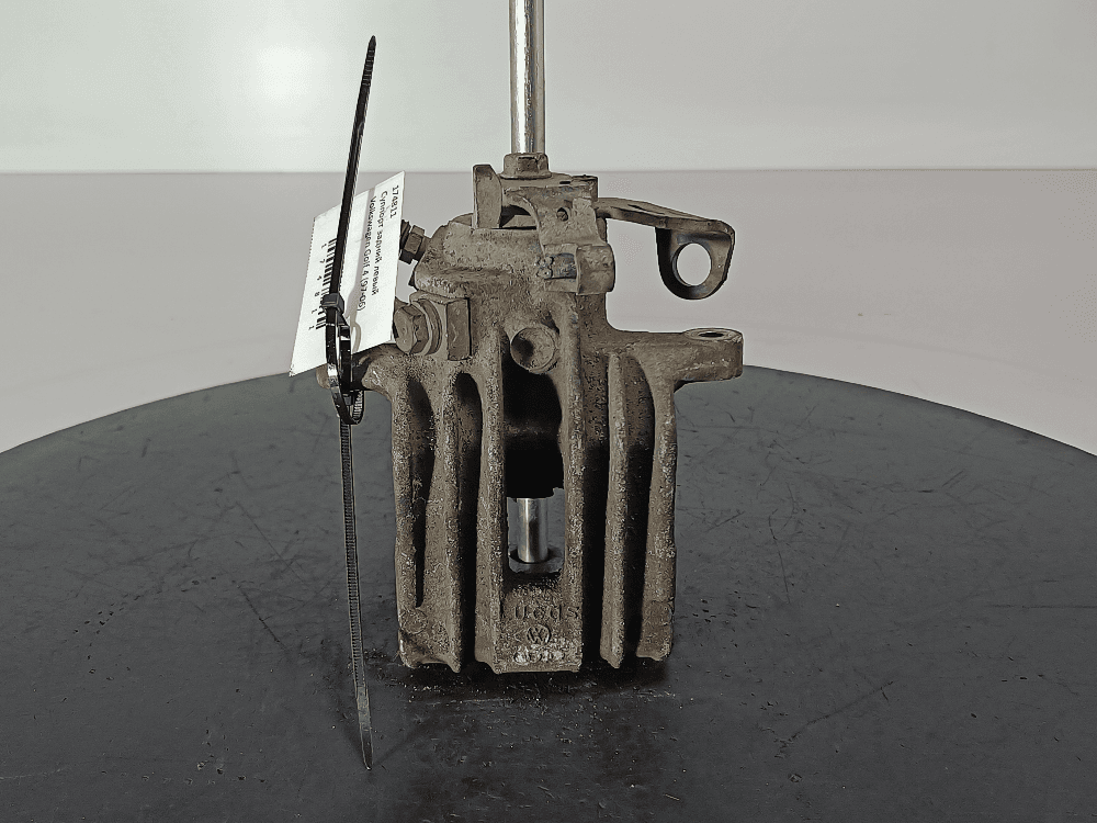 Суппорт задний левый к Volkswagen Golf 4 (97-06)