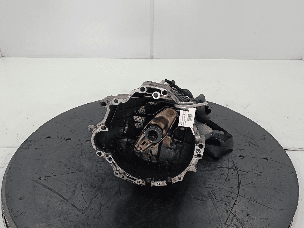 КПП механическая (МКПП) к Volkswagen Passat B5+ Рестайлинг (00-05)