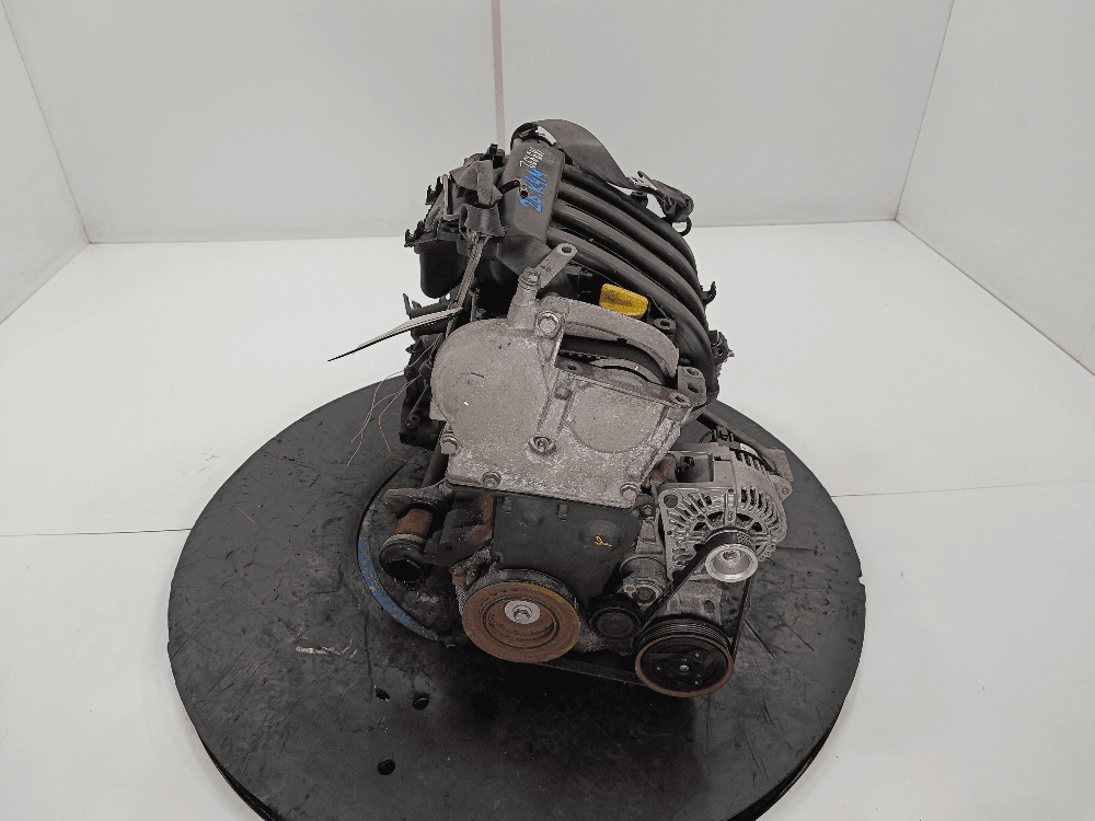 Двигатель к Renault Scenic 2 (03-06)