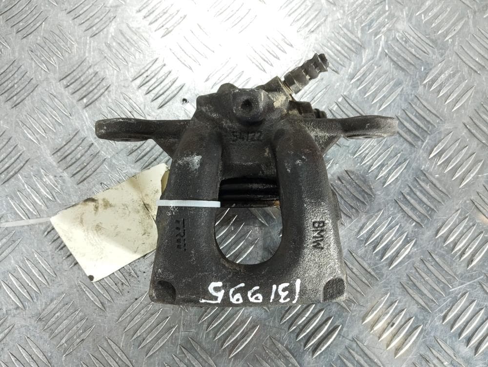 Суппорт передний правый к BMW 1 E81/E82/E87/E88 (04-07)
