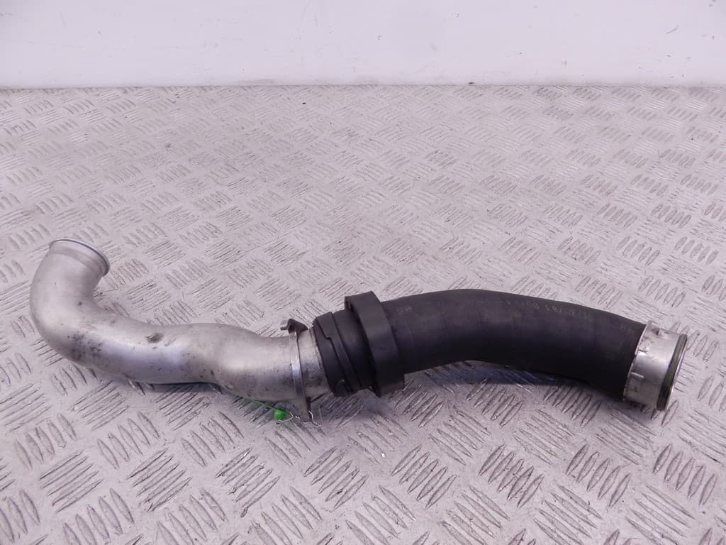 Патрубок интеркулера к BMW 3 E46 (97-03)