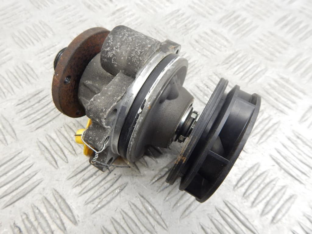 Помпа к BMW 5 E39 Рестайлинг (00-04)