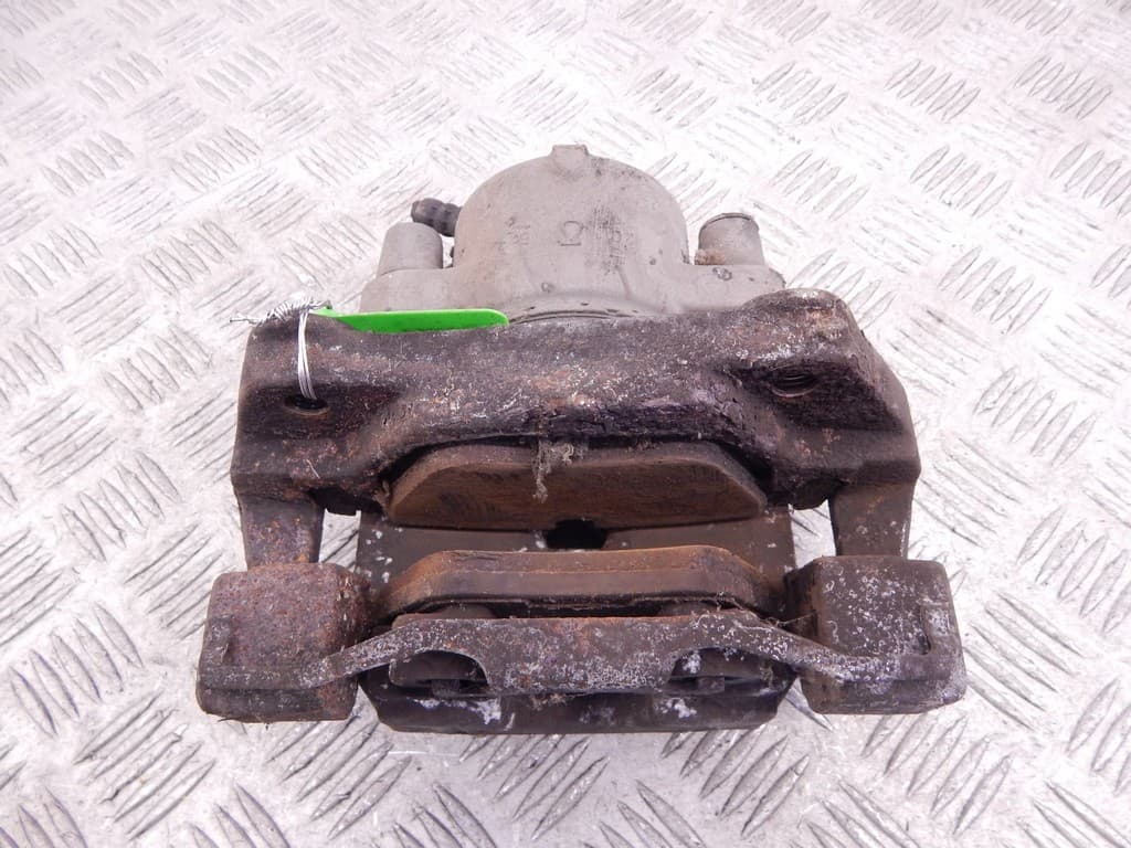 Суппорт передний правый к BMW 5 E39 (95-00)