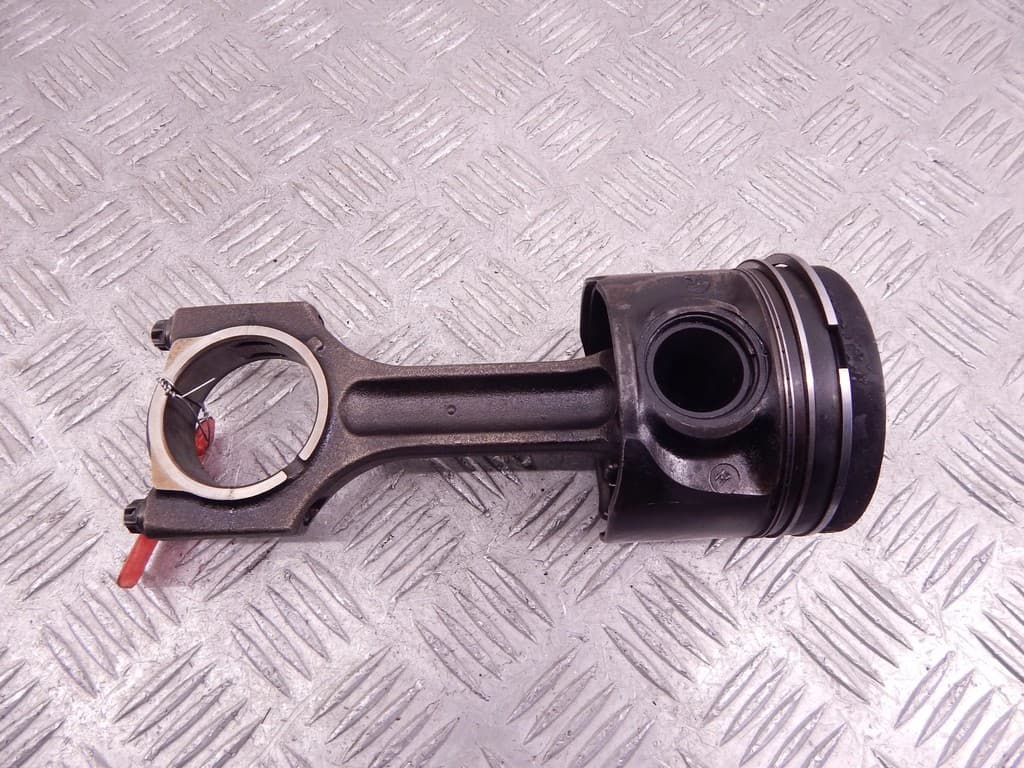 Поршень к BMW 7 E65/E66 Рестайлинг (05-08)