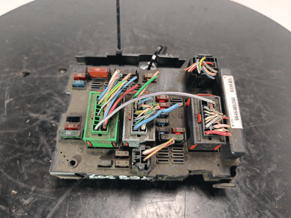 Блок BSM к Peugeot 307 (01-05)