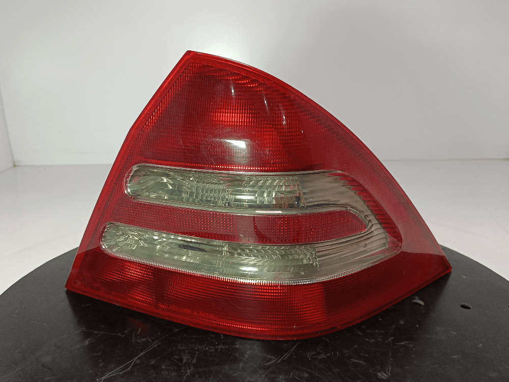 Фонарь задний правый к Mercedes C Class W203/S203/CL203 Рестайлинг (04-07)