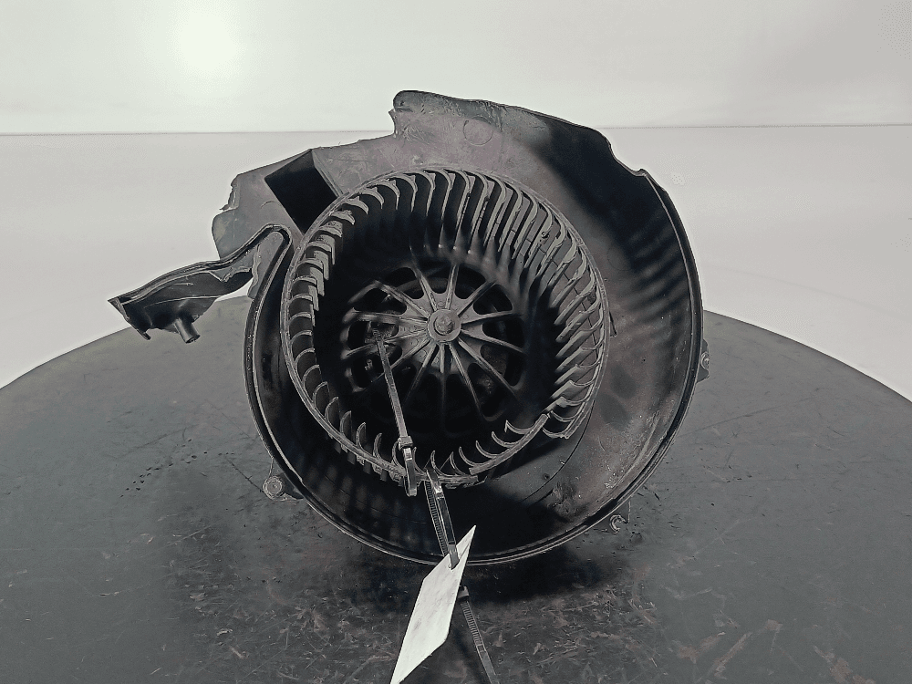 Моторчик печки к Opel Zafira B Рестайлинг (08-12)