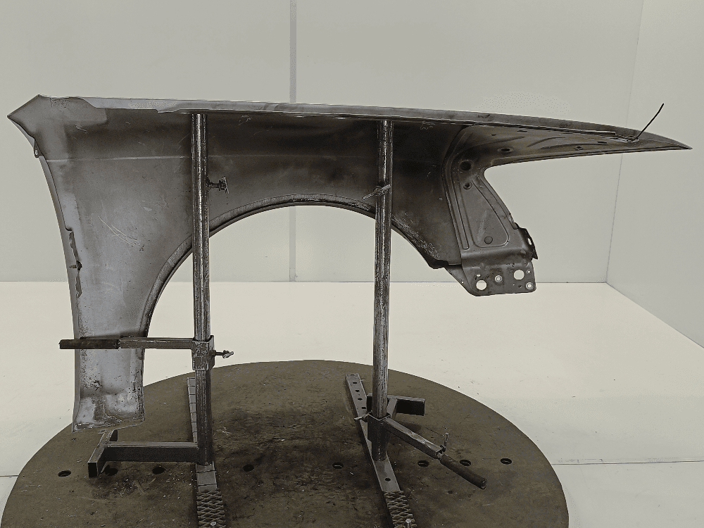 Крыло переднее левое к Audi A6 C6/4F (04-08)