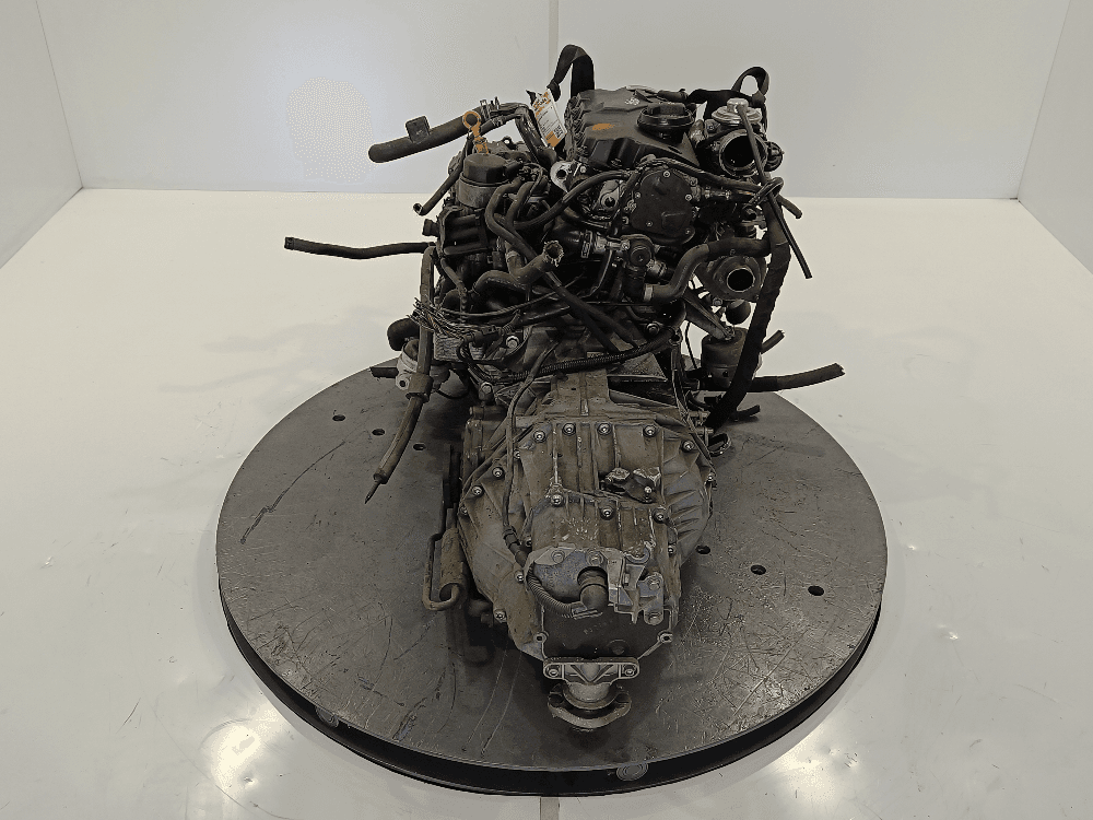 Двигатель к Audi A4 B6 (01-05)