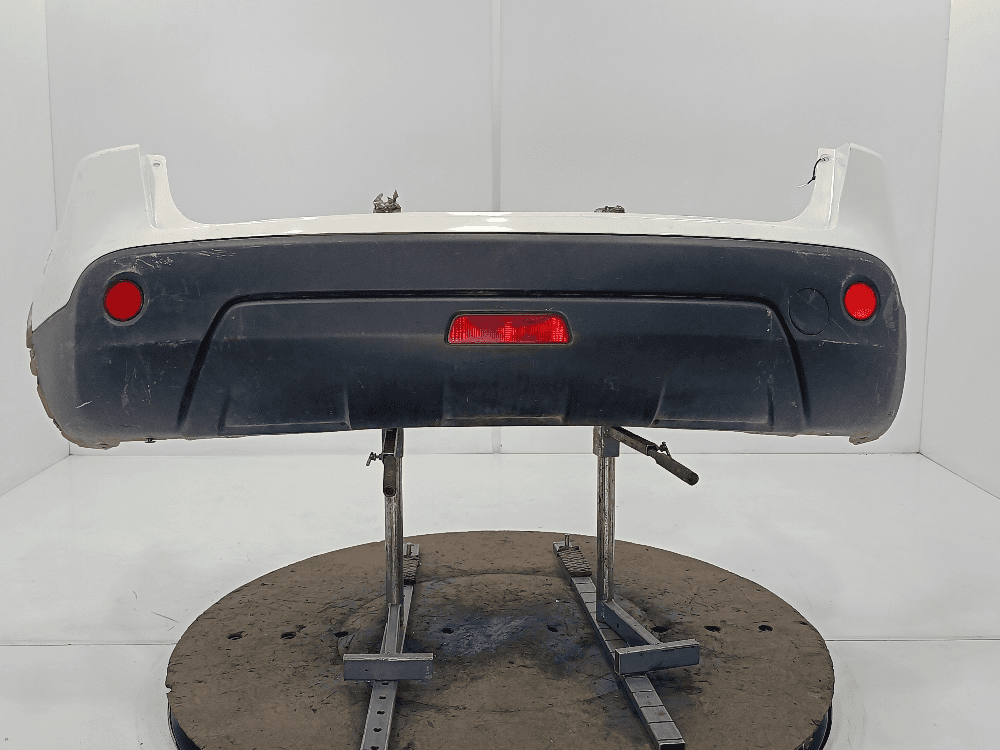 Бампер задний к Nissan  Qashqai 1 (07-10)