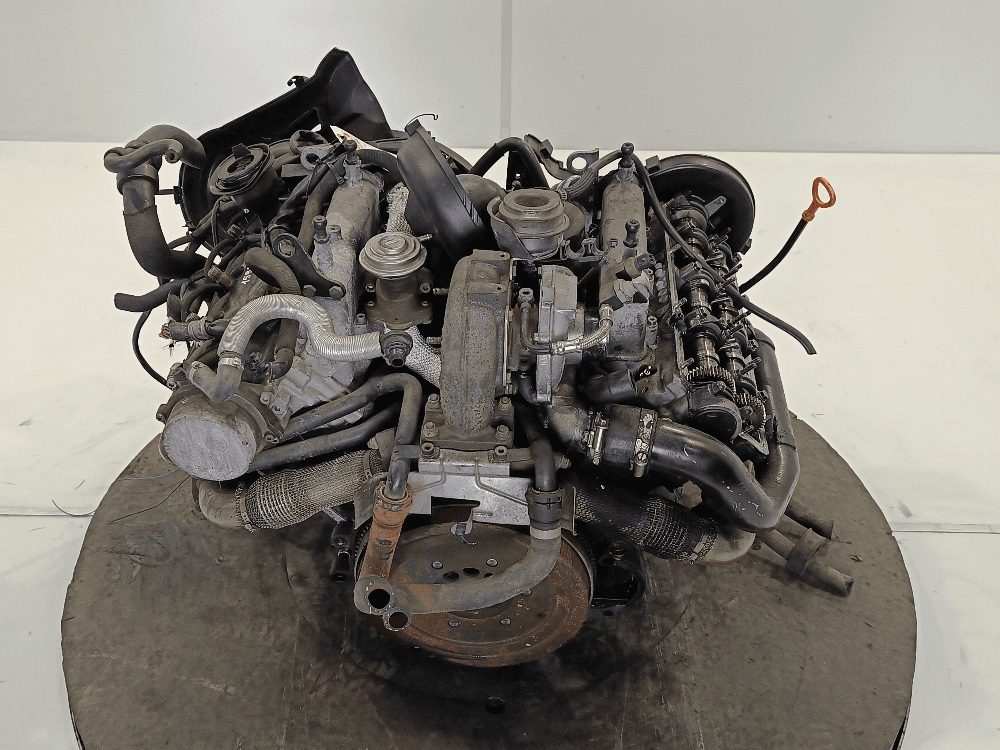Двигатель к Audi A4 B6 (01-05)