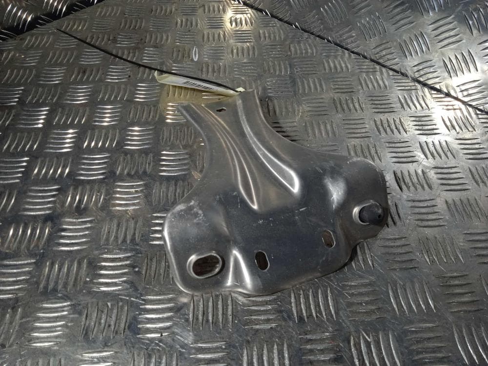 Кронштейн к Tesla Model X (15-21)