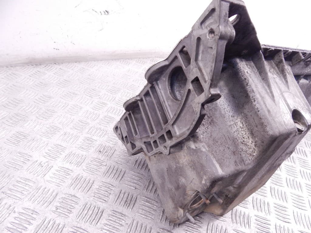 Поддон к BMW 5 E60/E61 (02-07)
