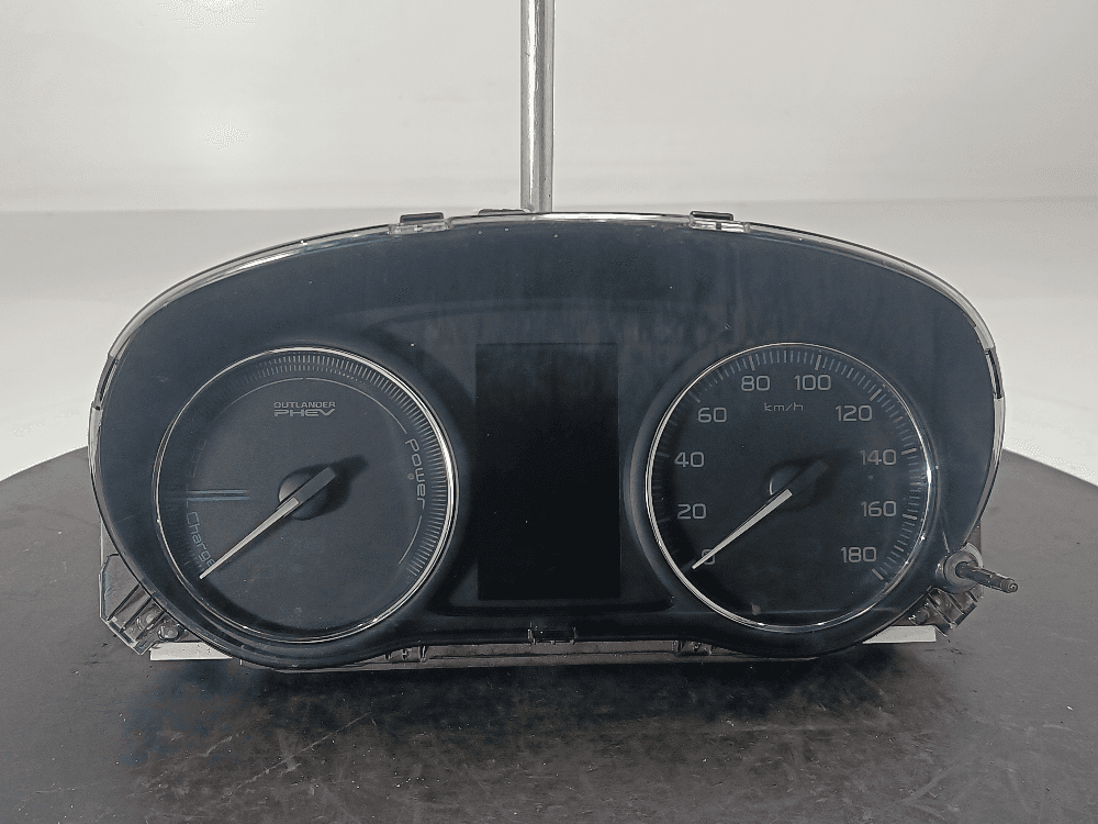 Щиток приборов (приборная панель) к Mitsubishi Outlander 3 Рестайлинг (14-16)