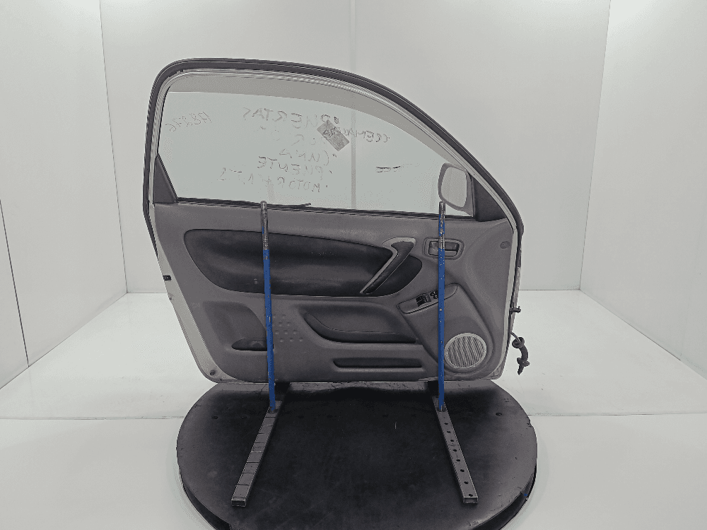 Дверь передняя левая к Toyota Rav 4 XA20 (00-03)