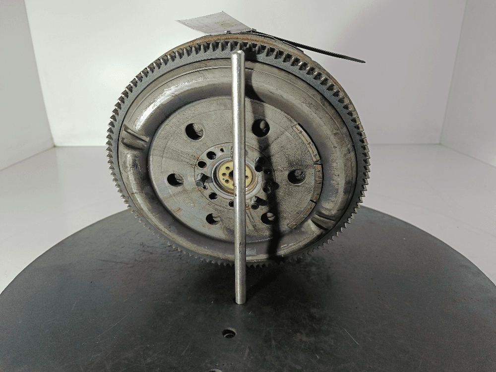 Маховик к Hyundai Tucson 1 (04-10)