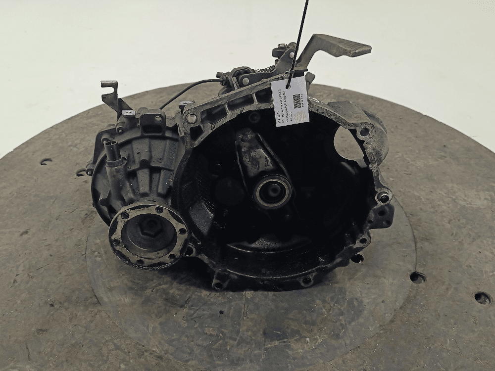КПП механическая (МКПП) к Volkswagen Polo 4 (01-05)