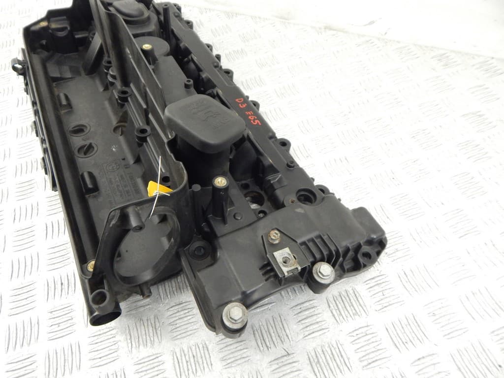 Клапанная крышка к BMW 7 E65/E66 Рестайлинг (05-08)