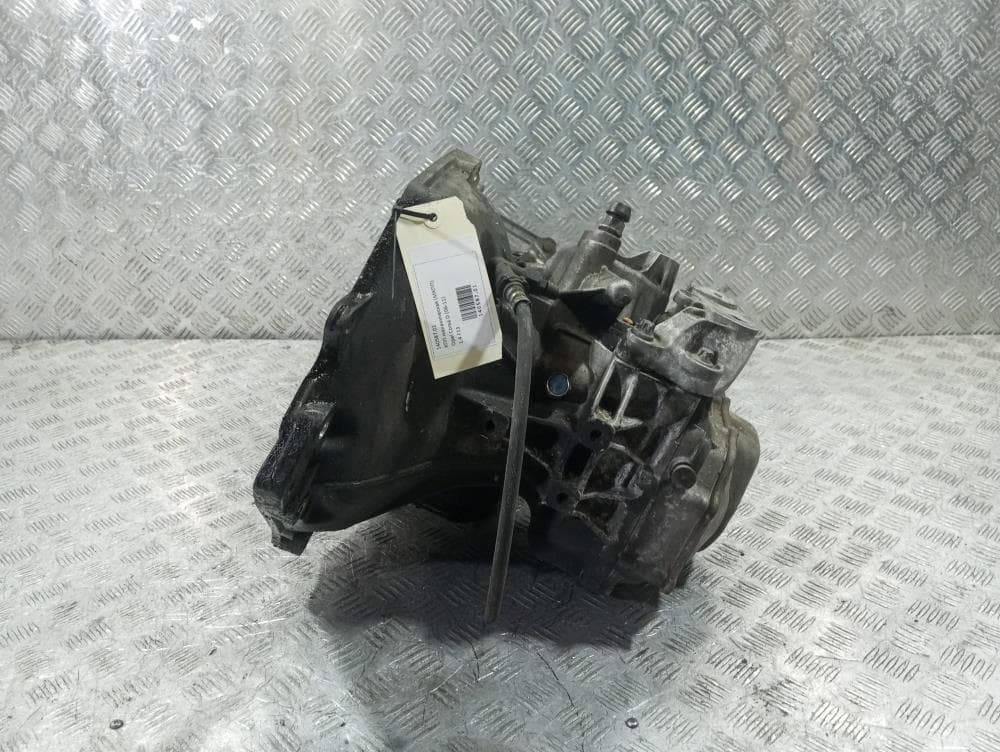 КПП механическая (МКПП) к Opel Corsa D (06-11)