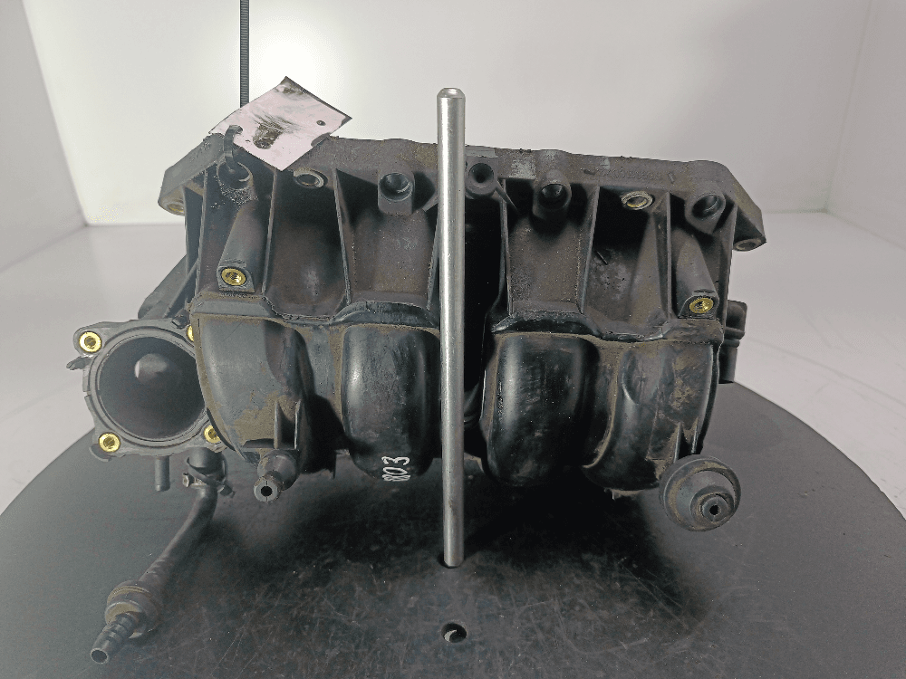 Коллектор впускной к Volkswagen Golf 4 (97-06)