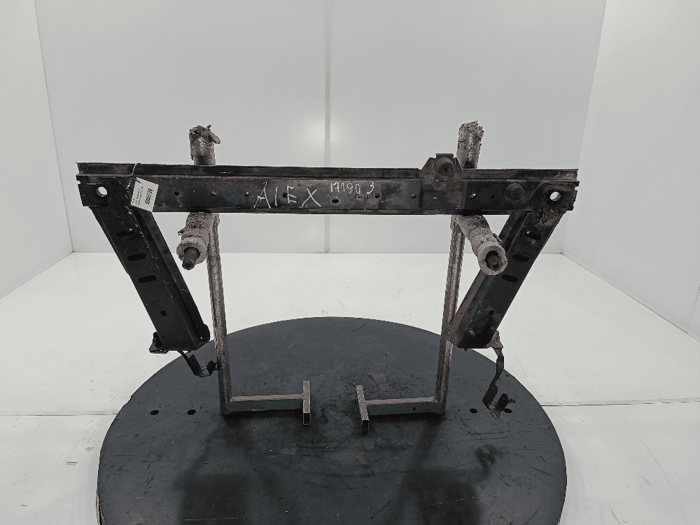 Балка под радиатор к Renault Kangoo 2 (07-13)