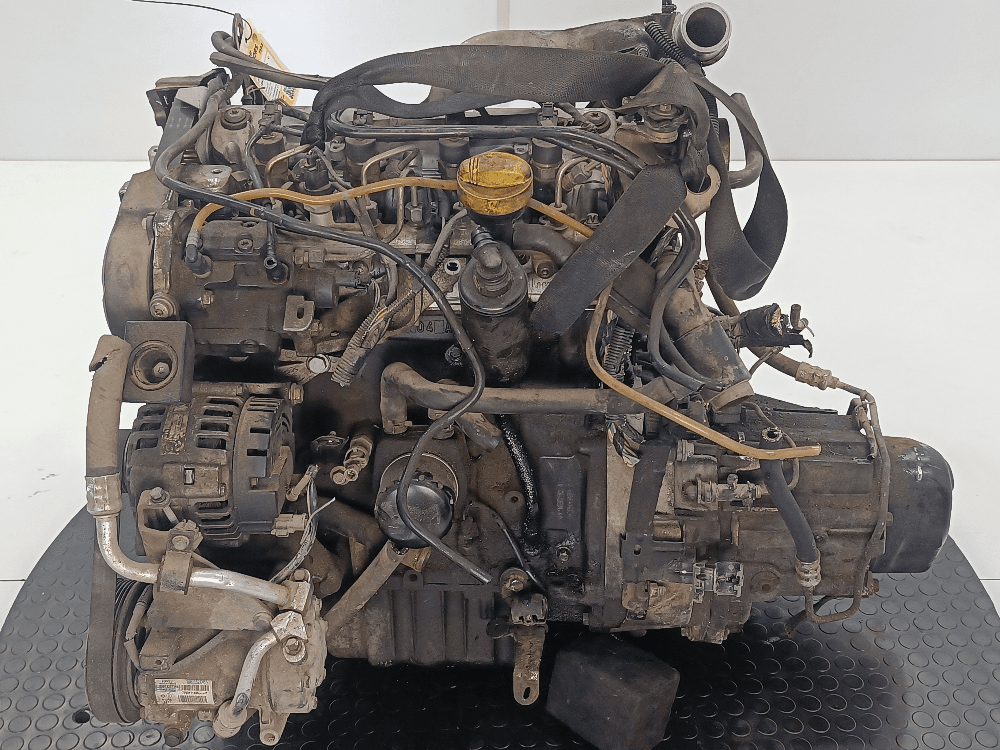 Двигатель к Renault Scenic RX4 (00-03)
