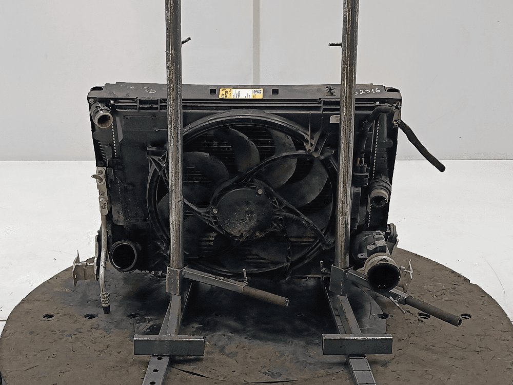 Кассета радиаторов к BMW 1 F20/F21 (11-15)