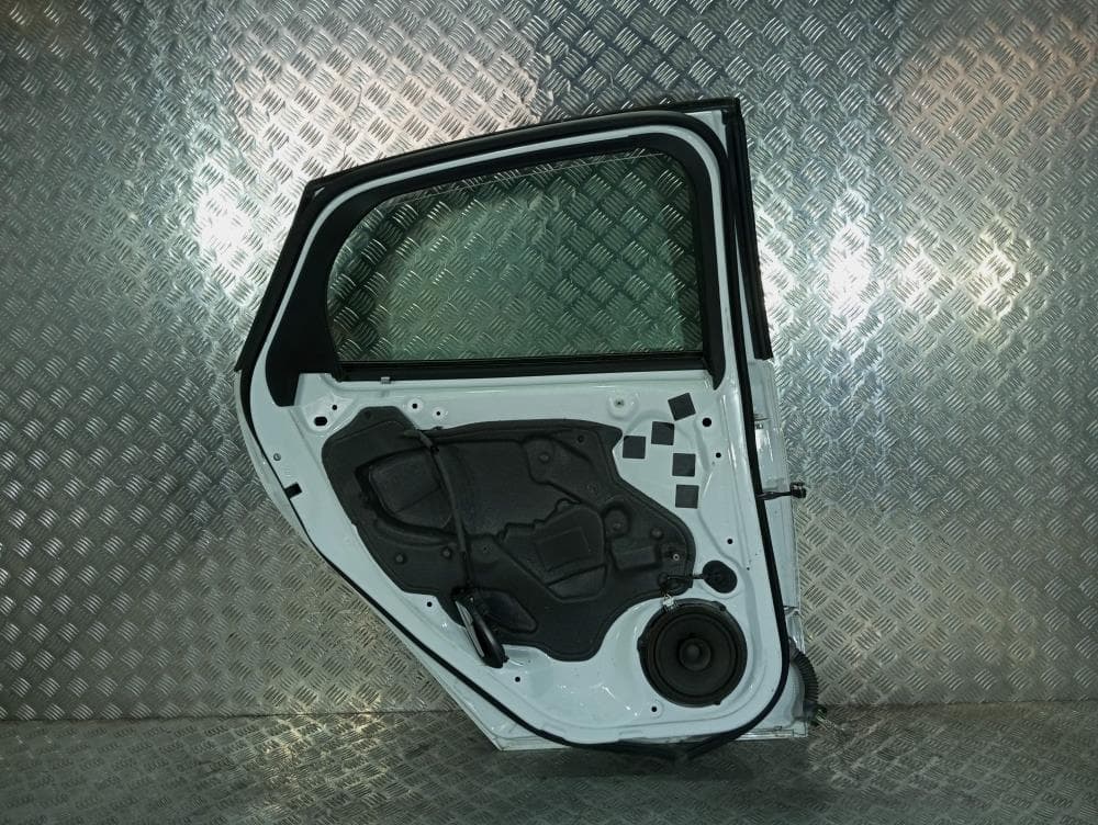Дверь задняя левая к Ford Focus 3 (11-15)