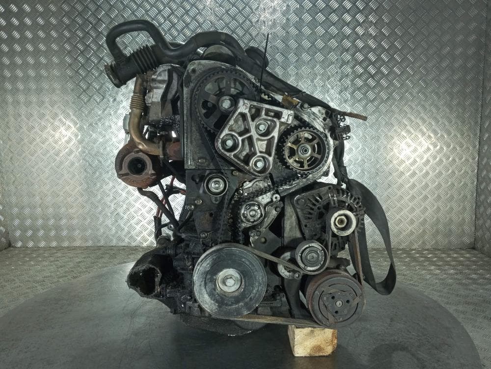 Двигатель к Renault Scenic 2 (03-06)