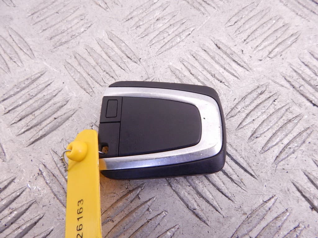 Ключ к BMW i3 I01 (13-17)